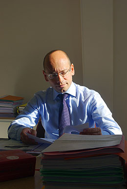 Maître Francis Monamy